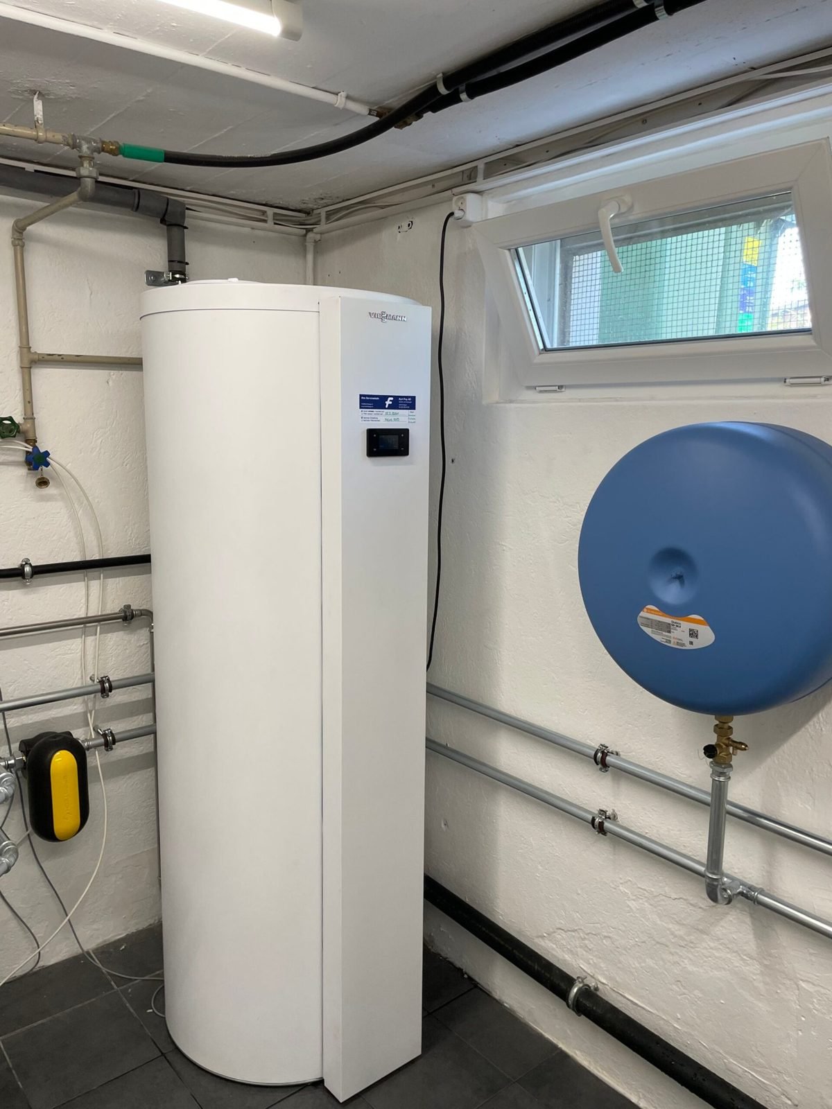 Haustechnik Wärmepumpe Boiler